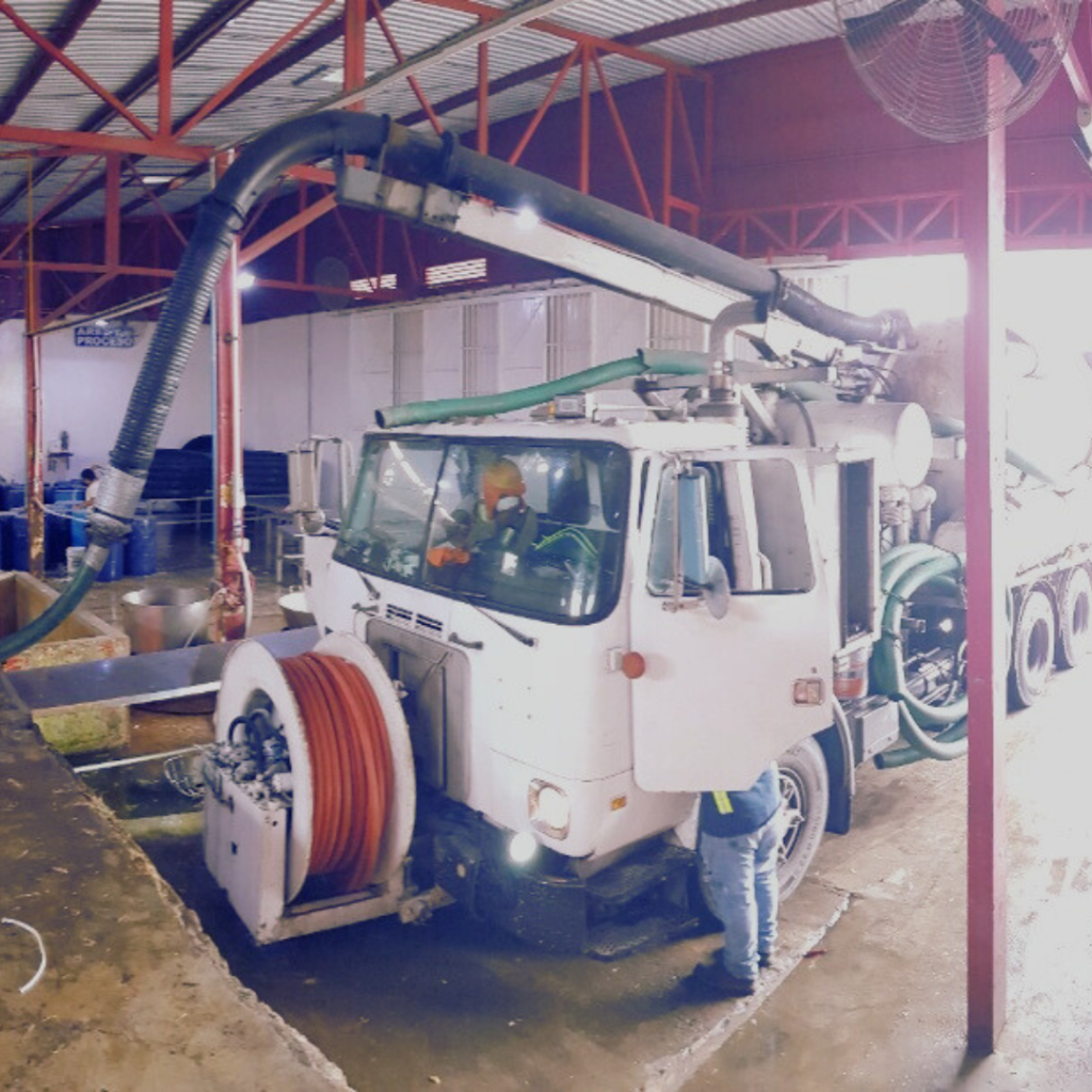 Renta de Equipos Vactor para Desazolve en Veracruz - Desazolves del Puerto